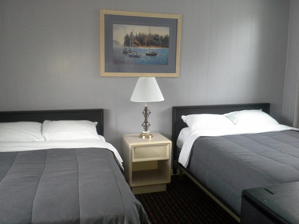 Bay Lake Inn - Frontiersman Motel Latchford Eksteriør billede